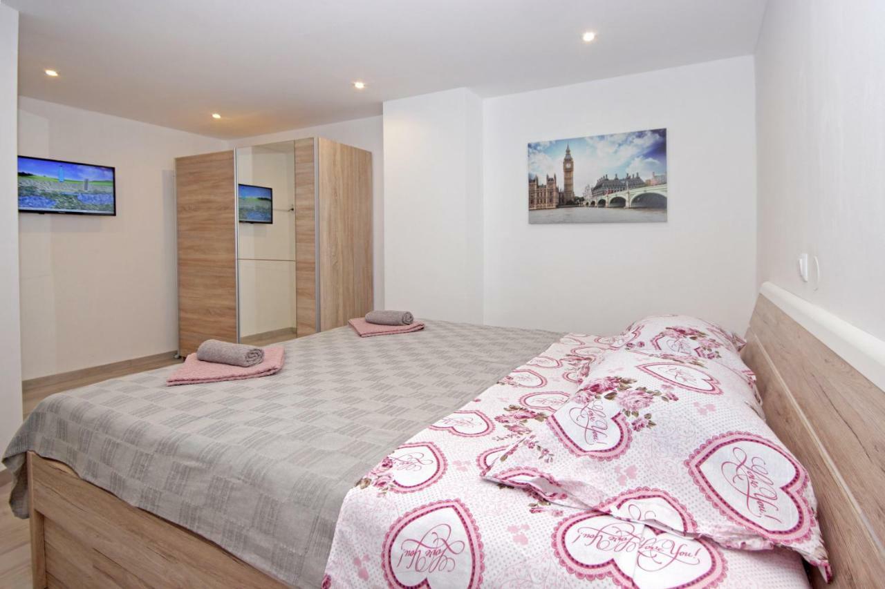 Apartment Alet Pola Esterno foto