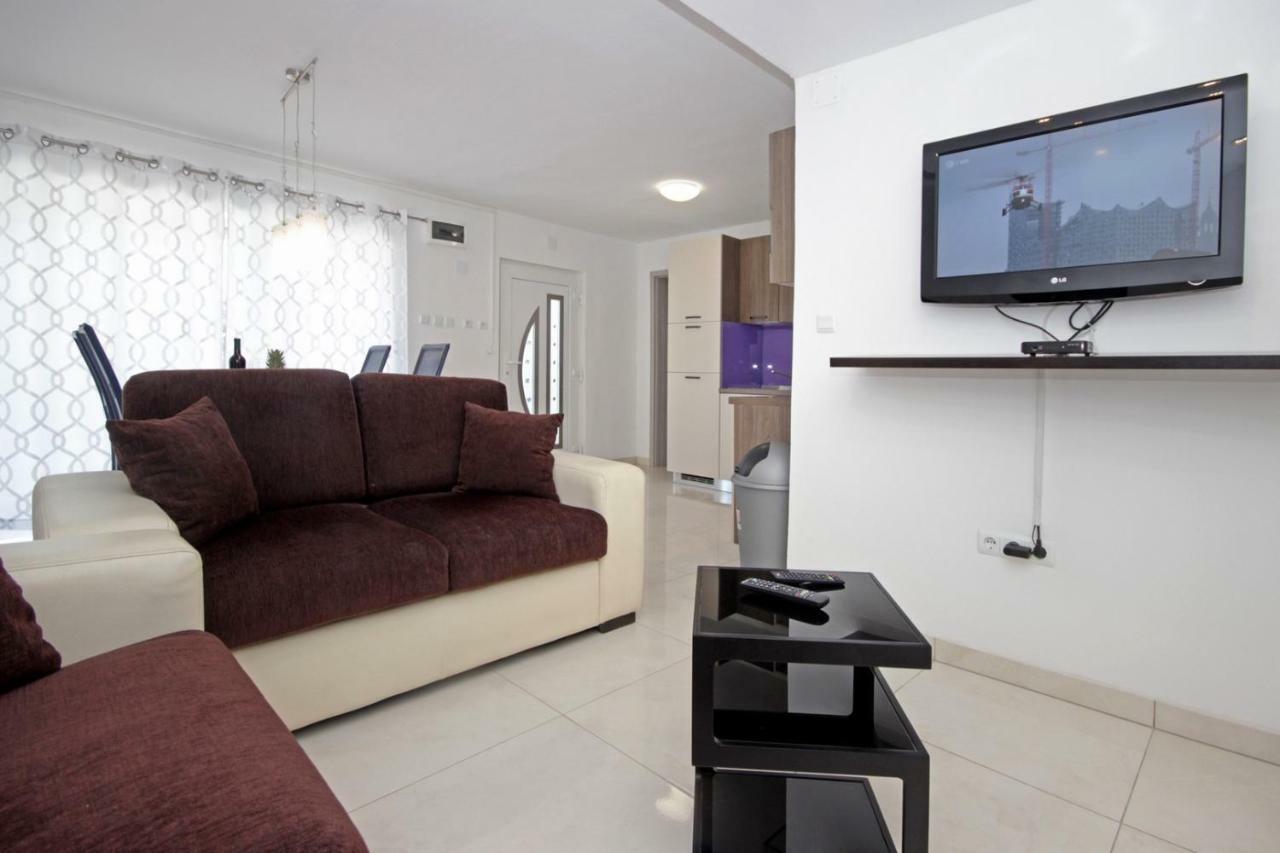 Apartment Alet Pola Esterno foto