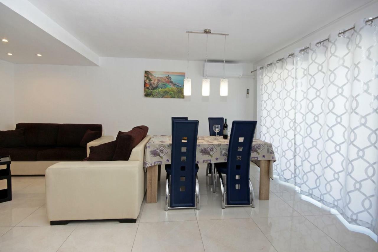 Apartment Alet Pola Esterno foto
